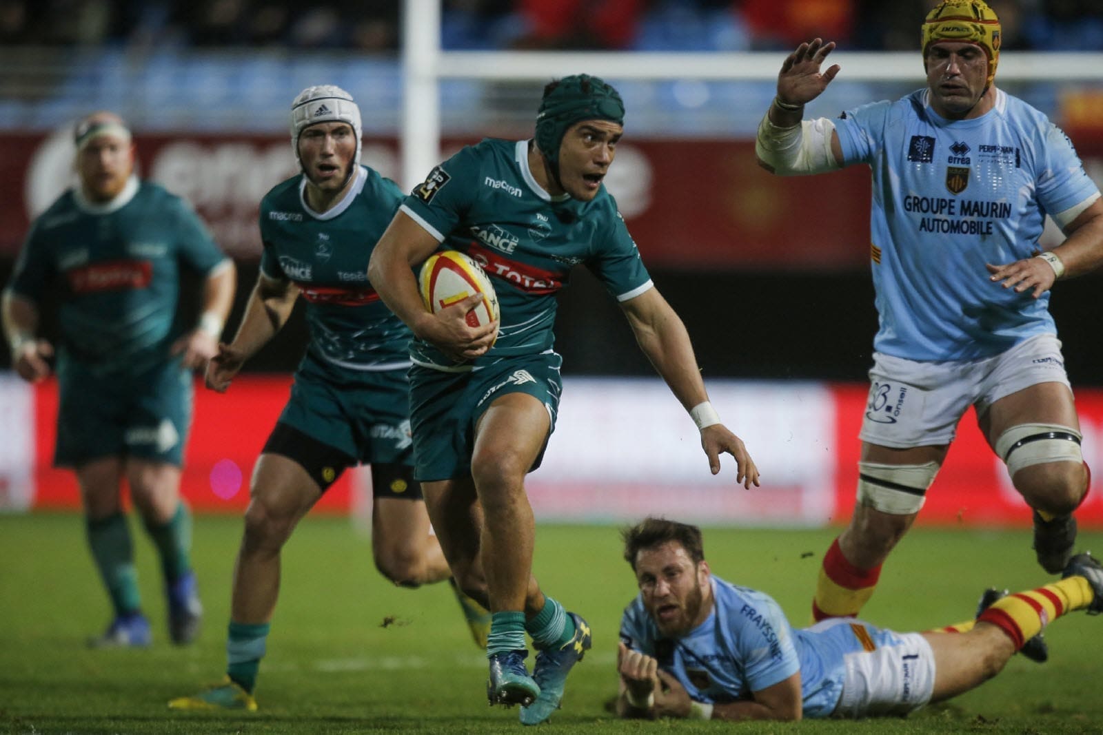 découvrez le stade aimé giral, un lieu emblématique du rugby à perpignan, où passion et histoire se rencontrent. assistez à des matchs palpitants de l'impact rugby dans une ambiance chaleureuse et vibrante. plongez au cœur de l'action et soutenez votre équipe dans ce stade chargé d'émotions.